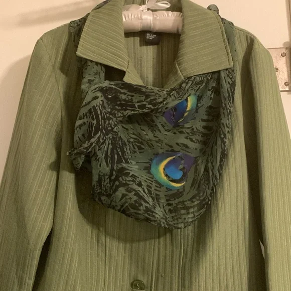 Peacock Motif Scarf Semi-Sheer, 13” x 60”, Neckline Accent, Jacket Accessory EUC - Picture 7 of 8